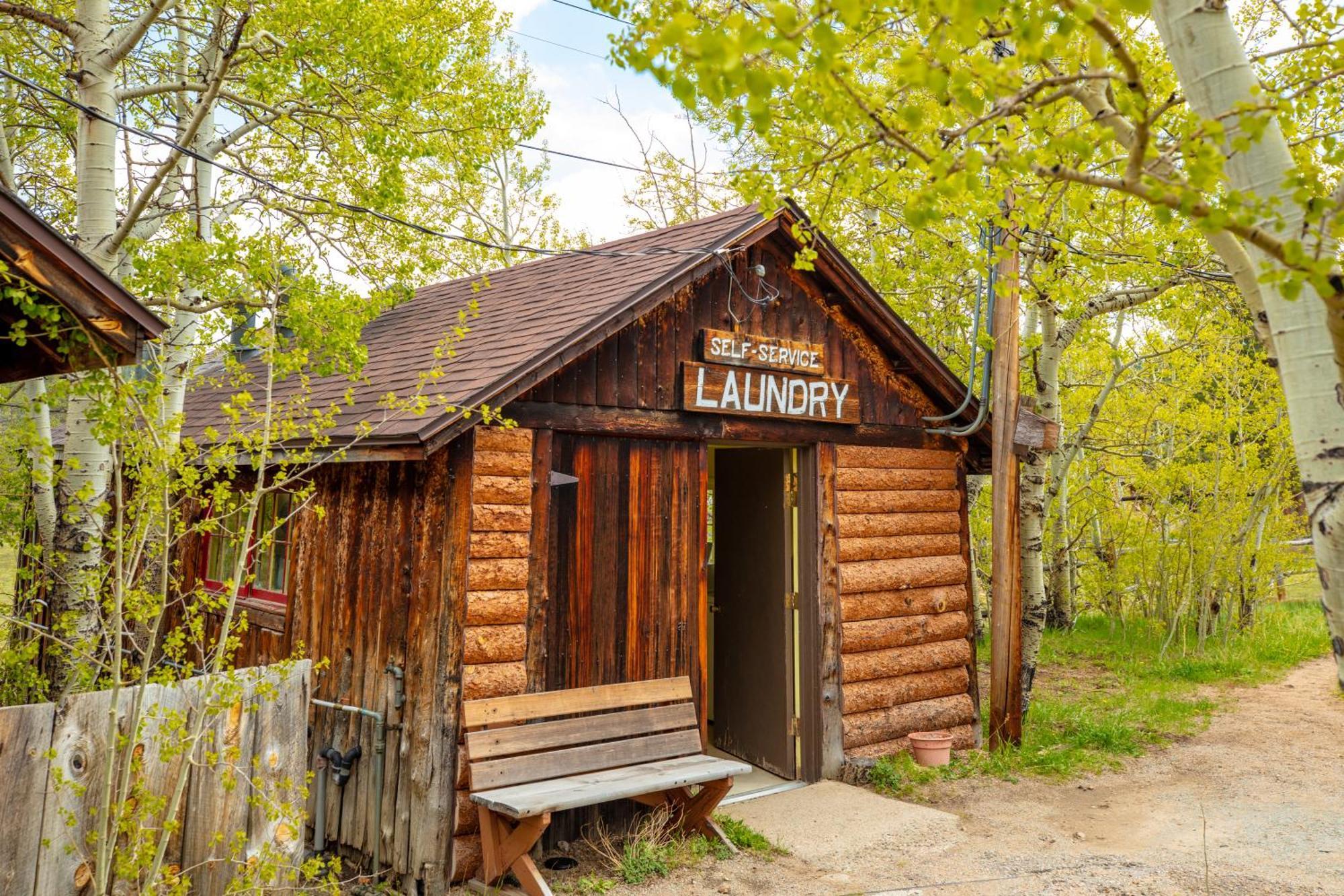 The Meeker Park Lodge Allenspark Exteriér fotografie